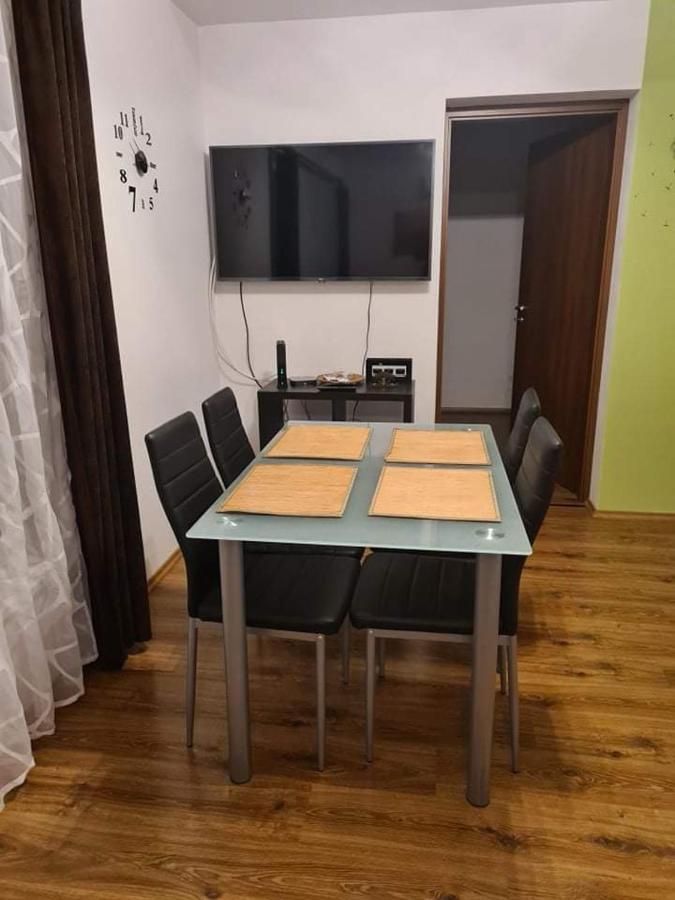Smarthomeapartman Hajduszoboszlo Bagian luar foto